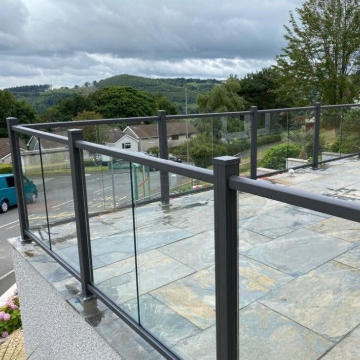 SAiGE Staircase Balustrades for Glass (with Grommet)